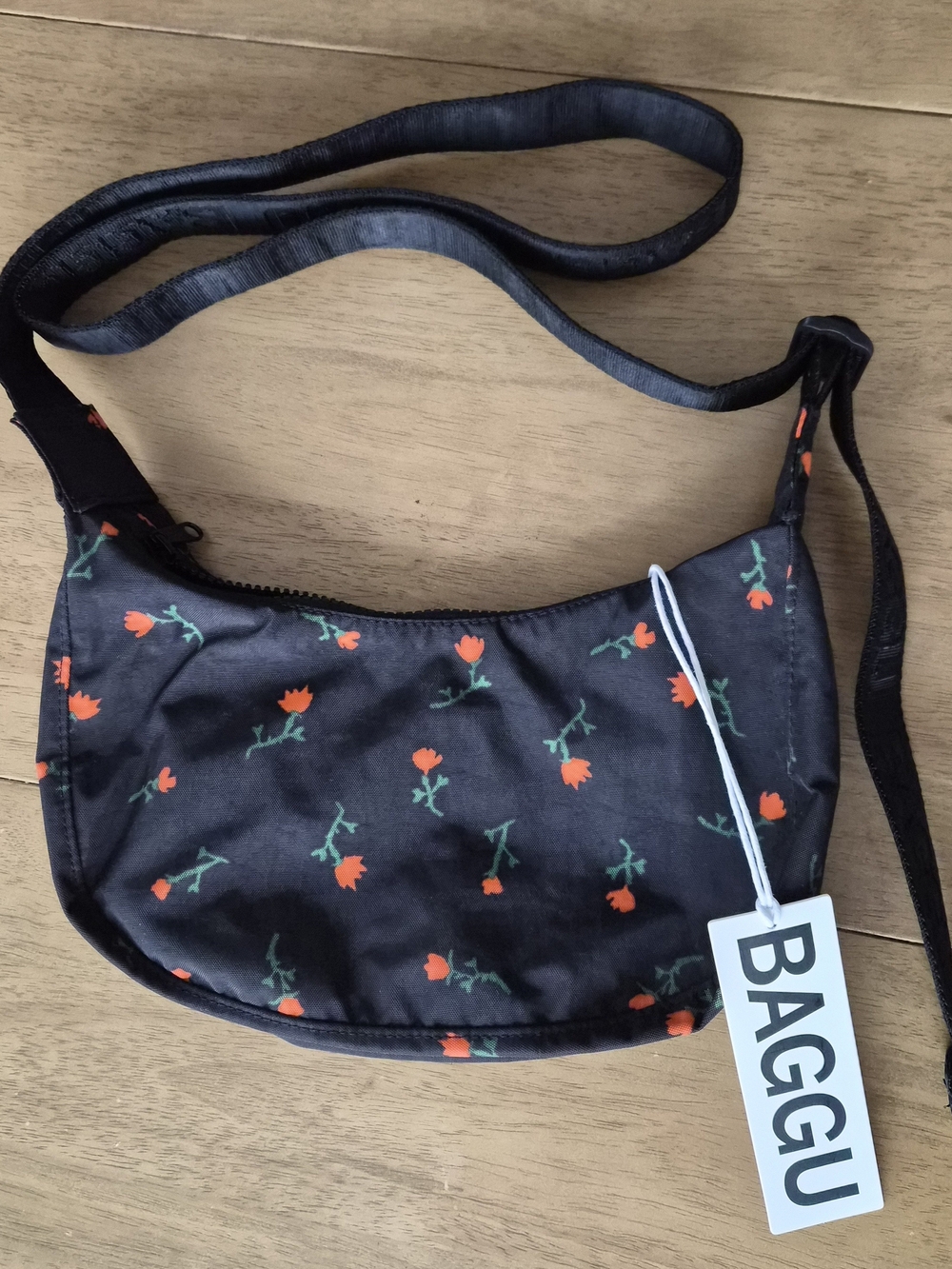 BAGGU Small Crescent In Painted Wildflower